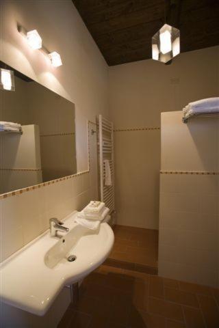 Agriturismo Camisassi Saluzzo Eksteriør billede